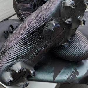 Nike Vapor 13 Elite FG cleats, 6.5 women's men's 8